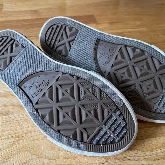 Converse All Star Chuck Taylor Youth Size 3 White Casual Comfort Walking Shoes - Picture 6 of 9